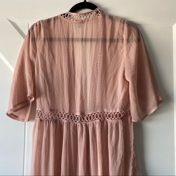 CHARLOTTE RUSSE | Shawl - Picture 7 of 9